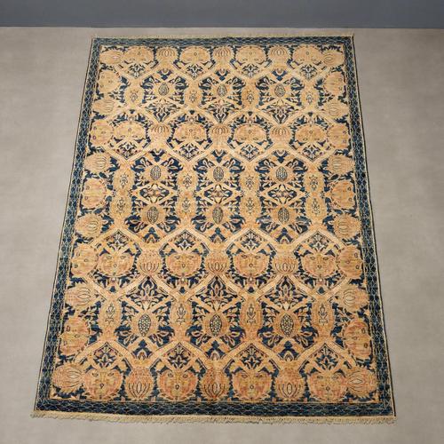 Herat Rug in Wool, Pakistan For Sale - Image 3 of 9
