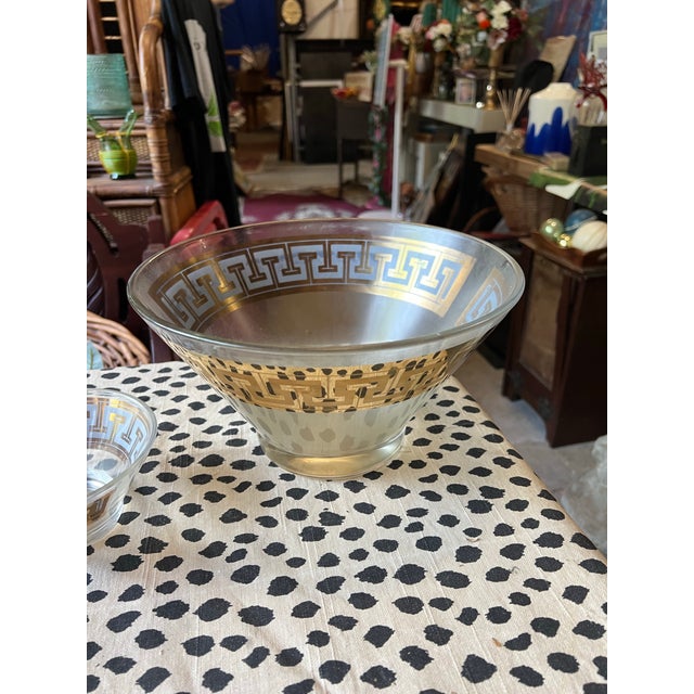 Up for consideration is a beautiful pair of gold accent Greek key glass serving bowls. These would look lovely in your...