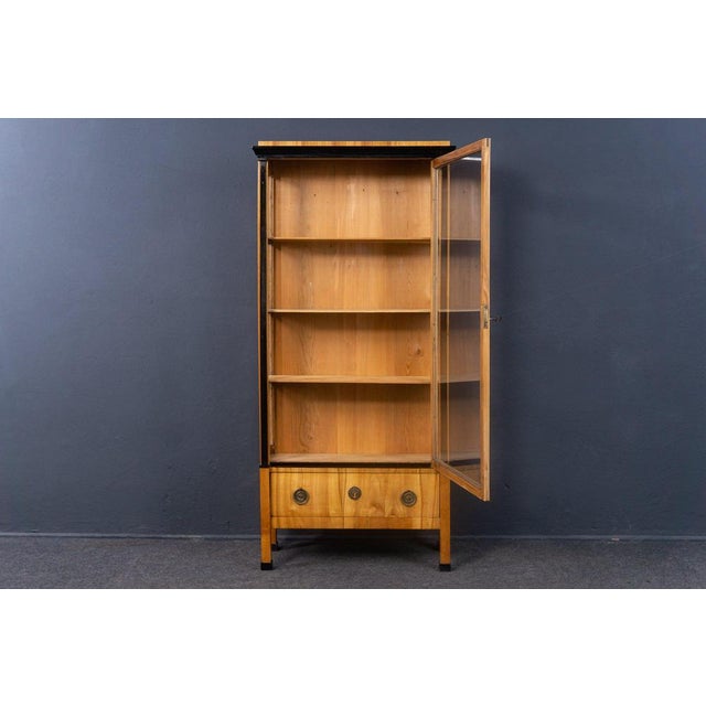 1st half of the 19th Century Showcase Cabinet For Sale - Image 5 of 17