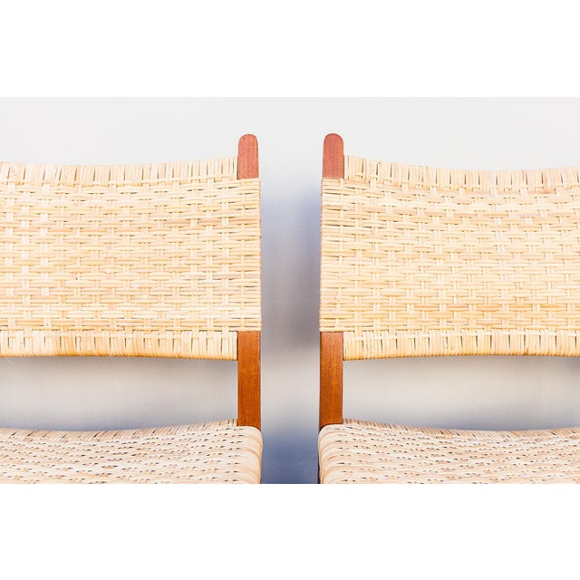 Carl Hansen & Søn Hans Wegner Ch 31 Teak & Rattan Dining Chairs, Danish Mid Century Modern For Sale - Image 4 of 16