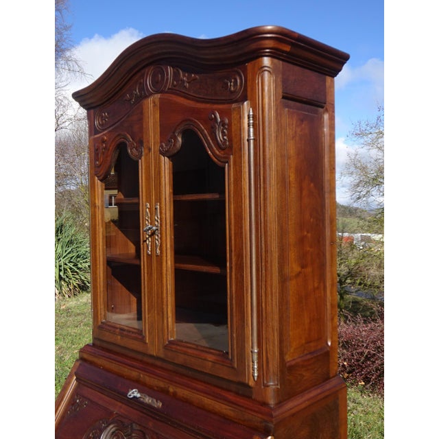 Louis XV Style Display Cabinet with Secretary and Drawers in Walnut, 1960s For Sale - Image 6 of 18
