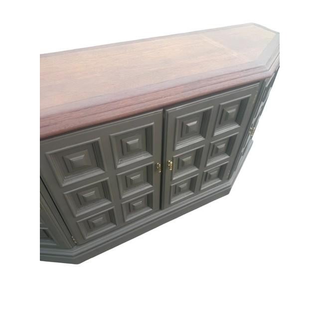 Vintage Drexel Mid-Century Modern Bronze & Walnut Credenza For Sale - Image 10 of 13