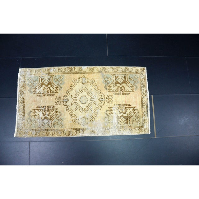 1960s Small Natural Wool Rug, 1960s For Sale - Image 5 of 6