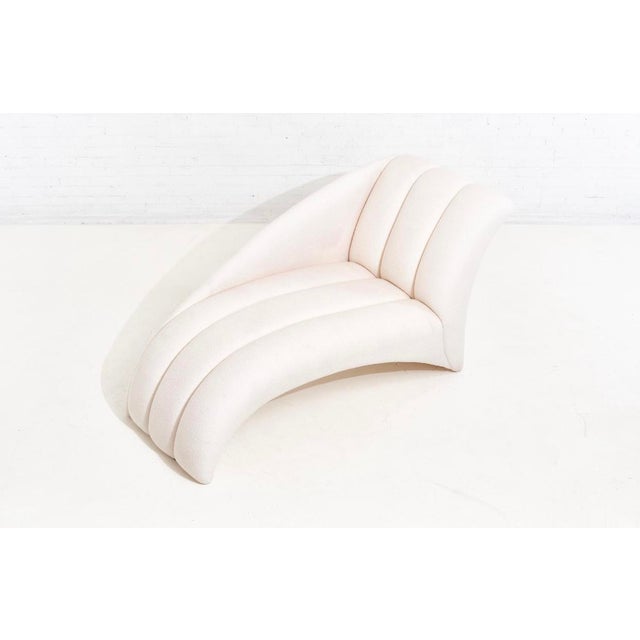 Postmodern Channel Tufted Chaise Lounge by Vladimir Kagan, 1980 For Sale - Image 3 of 9