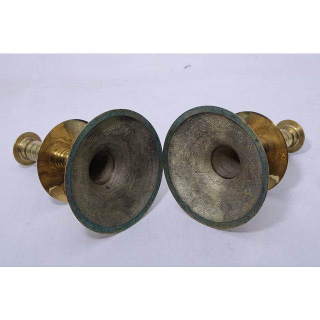 Pair of Virginia Metalcrafters Brass Colonial Williamsburg Candlesticks For Sale - Image 12 of 13