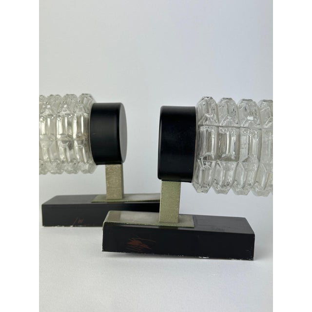 1970s Brutalist Ice Glass Wall Lamps, 1970s, Set of 2 For Sale - Image 5 of 7