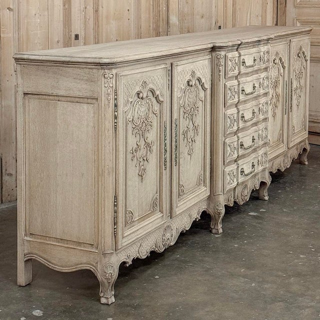 Grand Liégeois Louis XIV Style Stripped Oak Buffet ~ Credenza For Sale - Image 10 of 18