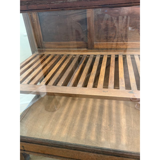 Early 20th Century Early 20th Century Antique Oak & Glass Mercantile Display Cabinet / Cigar Showcase For Sale - Image 5 of 12