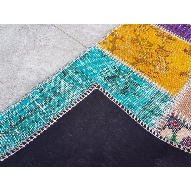 Textile Colourful Mid 20th Century Wool Carpet For Sale - Image 7 of 10