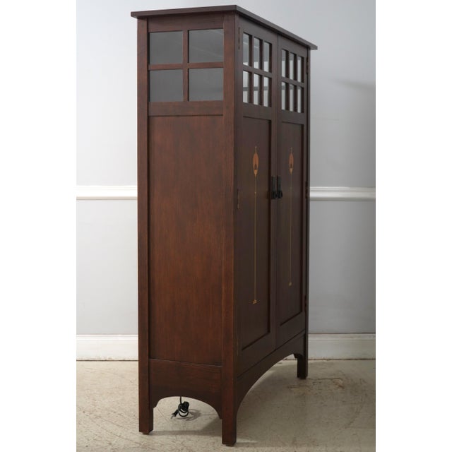 Age: C.2016 Details: Finish no.31 High Quality Construction Nice Inlay Work Throughout Arts & Crafts Harvey Ellis Design...