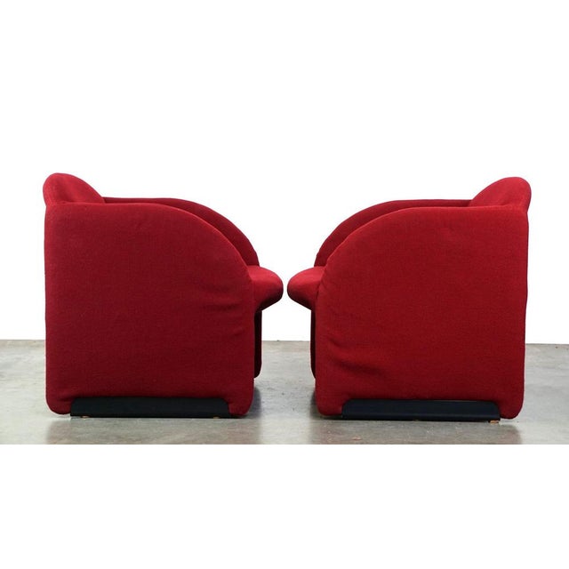 Set of Vintage Red Fabric Armchairs Model Ben from Artifort For Sale - Image 3 of 14