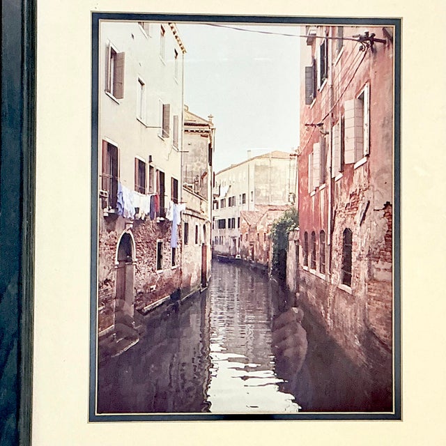 1980s Vintage Italian Boho Chic Cityscape Residential Canal Framed Photography, Laundry Day. For Sale - Image 12 of 13