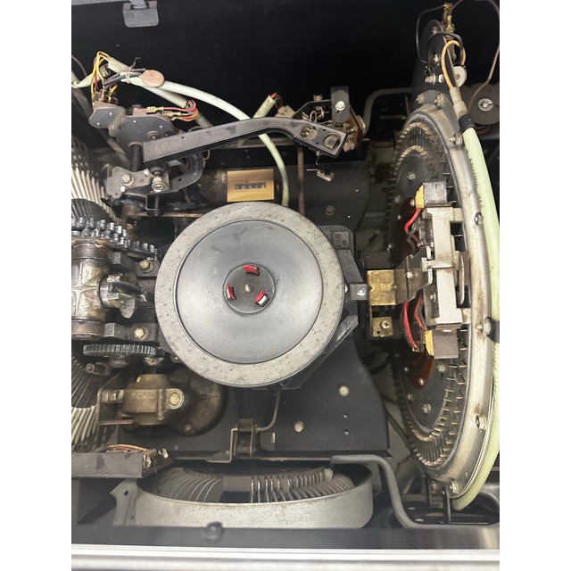 1970s Classic Rockola Model 444 For Sale - Image 4 of 12