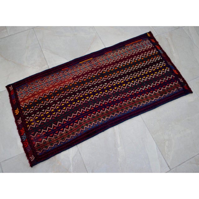 Offered is a hand-woven and braided small Turkish rug. Dimension: 19.7 x 40.5 inches Material : Wool on wool. Origin:...