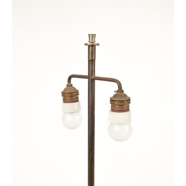 Mid-Century Rattan, Wicker and Brass Table Lamp in the style of Vivai del Sud, Italy, 1960s For Sale - Image 12 of 15