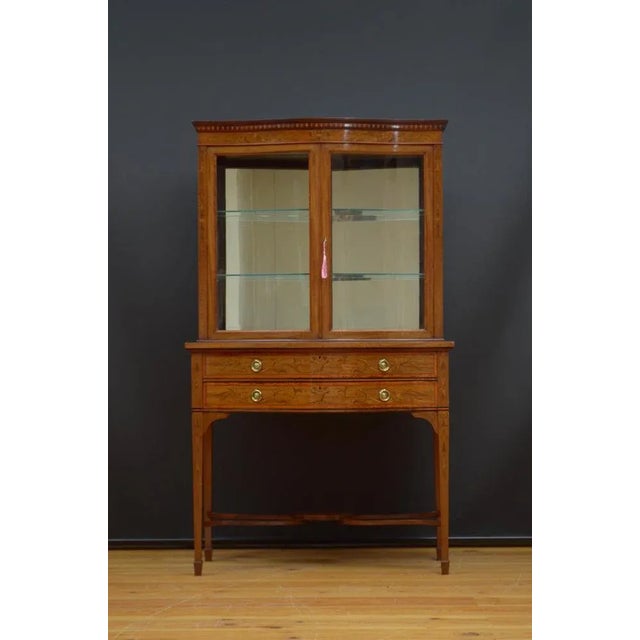 Edwardian Display Cabinet in Mahogany, 1900s For Sale - Image 13 of 13