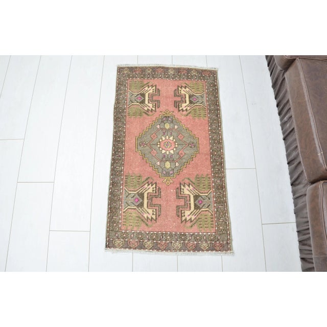 1960s Hand Knotted Neutral Mini Rug For Sale In Phoenix - Image 6 of 6