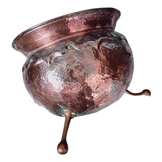 Arts & Crafts Copper Pot with Swing Handle, 1890s For Sale