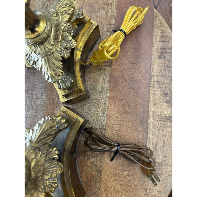 Mid 19th Century Gilt Bronze Neoclassical Louis XVI Double Handle Urn Lamps With Paw Feet - A Pair For Sale - Image 9 of 12