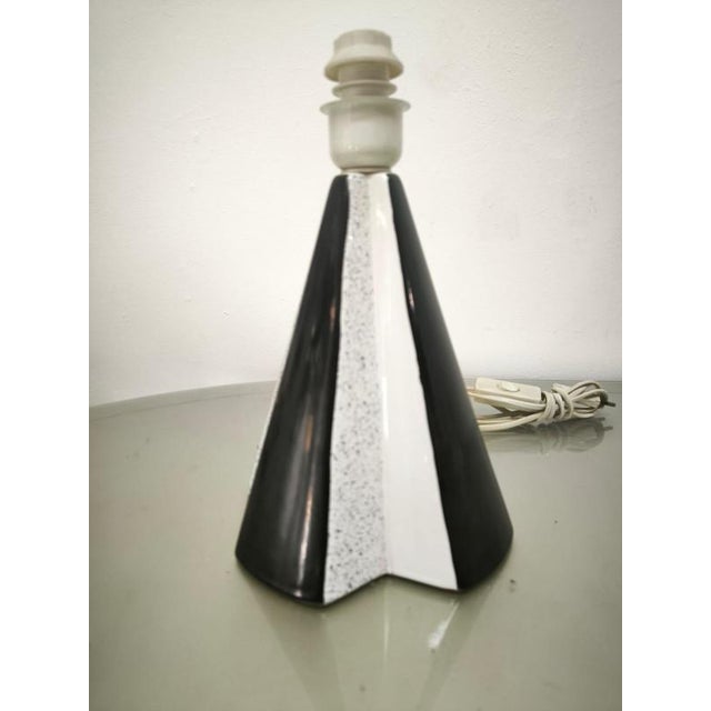 1970s Vintage World Pyramids Lamp, 1970s For Sale - Image 5 of 8