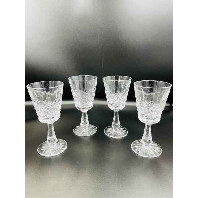 Serving a claret wine is the epitome of old world elegance. These Claret Wine glasses are no exception as they feature a...