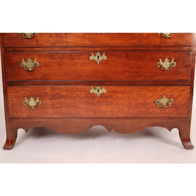 Early 19th Century American Federal Cherry Wood Slant Top Desk For Sale - Image 9 of 16