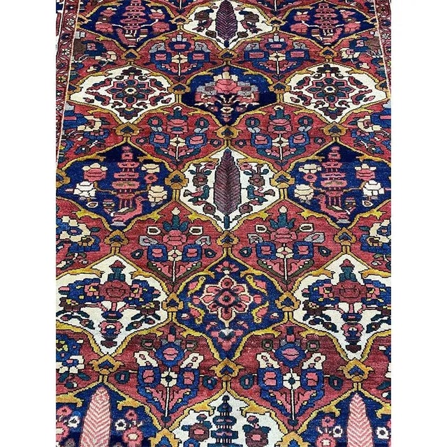 1940s Persian Bakhtiari Area Rug 7'0" X 10'0" For Sale - Image 4 of 13