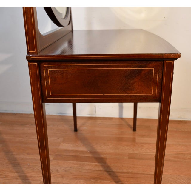 1900s Antique English Hepplewhite Mahogany Inlaid Vanity Desk Mirror and Chair For Sale - Image 4 of 17