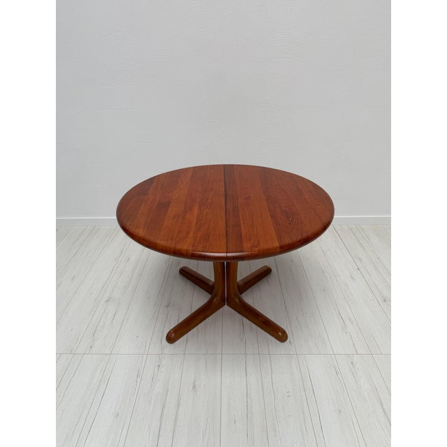 Vintage Danish Round Teak Extendable Dining Table by Langeskov Møbelfabrik, 1970s For Sale - Image 9 of 9