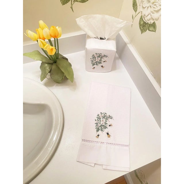 2020s Honey Bees Terry Guest Towel, Embroidered For Sale - Image 5 of 6