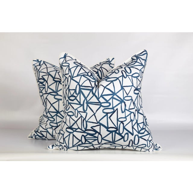 Navy and Ivory Linen Abstract Scribble Pillow Covers, a Pair For Sale In Atlanta - Image 6 of 7