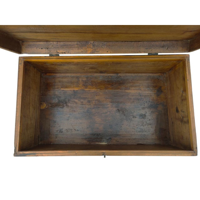Vintage Chinese Hand-Painted Coffer Box For Sale In Greensboro - Image 6 of 7