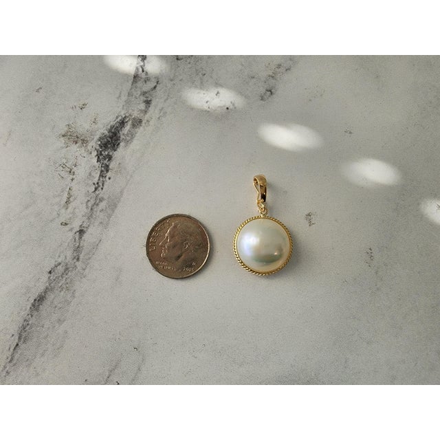 Contemporary Mabe Pearl Necklace with Thin Rope Bezel 16" For Sale - Image 3 of 3