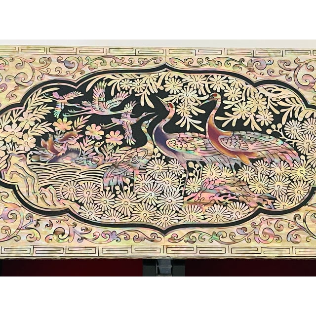 Shell 1940s Spectacular Mother of Pearl Inlayed Jewelry Box With Birds of Patadise For Sale - Image 7 of 7