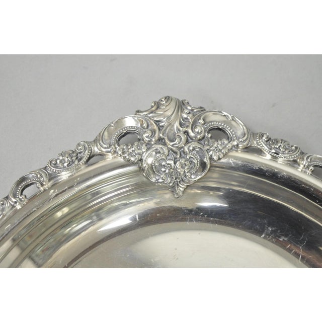 Vintage Wallace Baroque Silver Plated Round Twin Handle Serving Platter Bar Tray For Sale In Philadelphia - Image 6 of 12