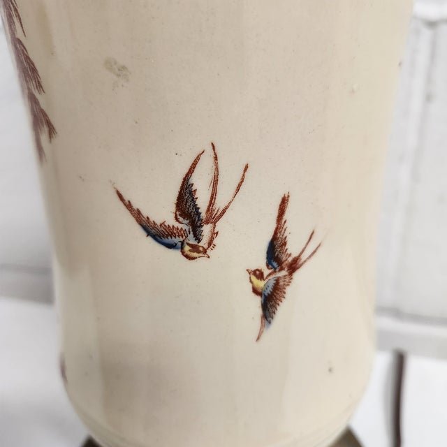 Mid 20th Century Vintage Chinoiserie Porcelain Table Lamp With Pheasant Motif and Ornate Cast Base, Mid-20th Century For Sale - Image 5 of 7