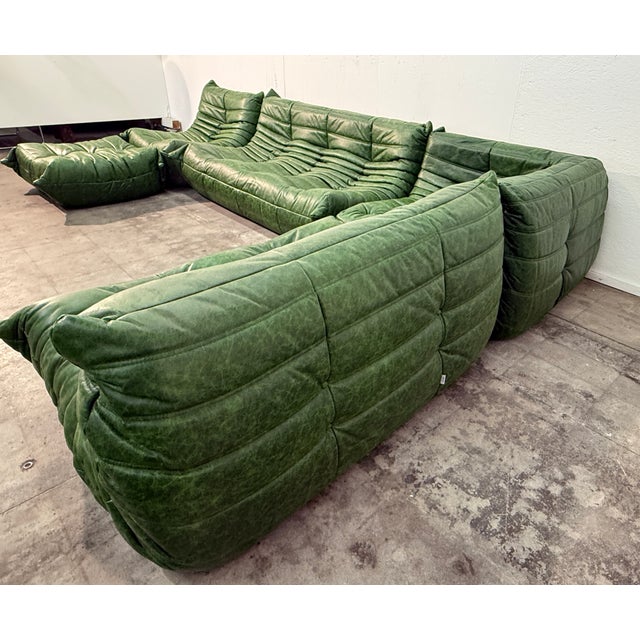 Animal Skin Set of 5 Togo Sofa Set in Emerald Green Leather by Michel Ducaroy for Ligne Roset For Sale - Image 7 of 9