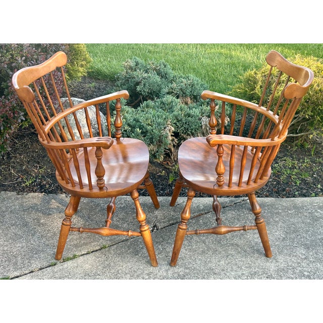 Ethan Allen Maple Windsor Chairs Vintage Captains Heirloom Dining Chairs Pair For Sale - Image 10 of 13