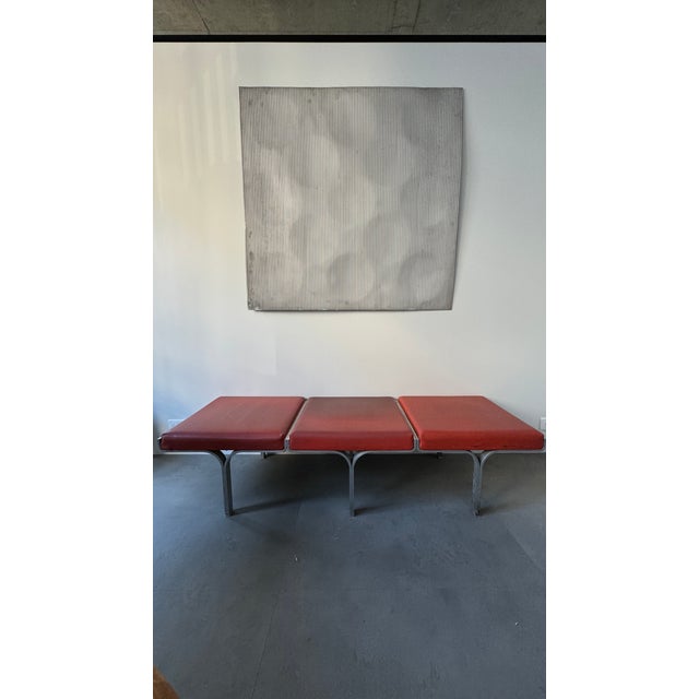 Very good condition, wear consistent with its age. A collector's item, it is part of the MoMA collection in New York....