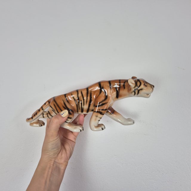Porcelain Tiger Figurines from Royal Dux Bohemia, Former Czechoslovakia, 1960s, Set of 3 For Sale - Image 11 of 11