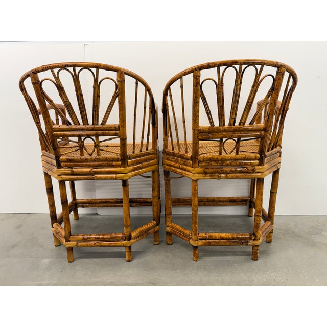 This stunning pair of classic Brighton Pavillion are sturdy and stable. Shiny bamboo finish is still "like new". Flawless...