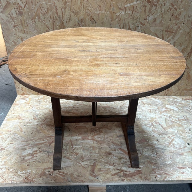 Winemaker Drop Leaf Tasting Table, 1950s, in Good conditions. Designed 1950 to 1959 This piece is designed in the style of...