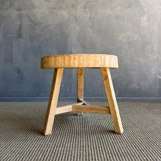 Mid-Century Modern Vintage Elm Wood Chop Block Table #Q53 For Sale - Image 3 of 8
