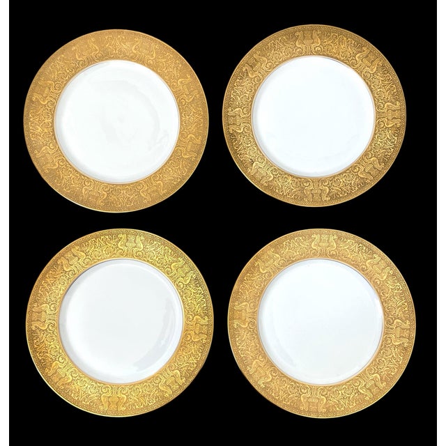 1910s Edwardian Heinrich & Co Selb Bavaria Heavy 22k Gold Encrusted Set 12 Dinner Plates 6304 For Sale - Image 9 of 14