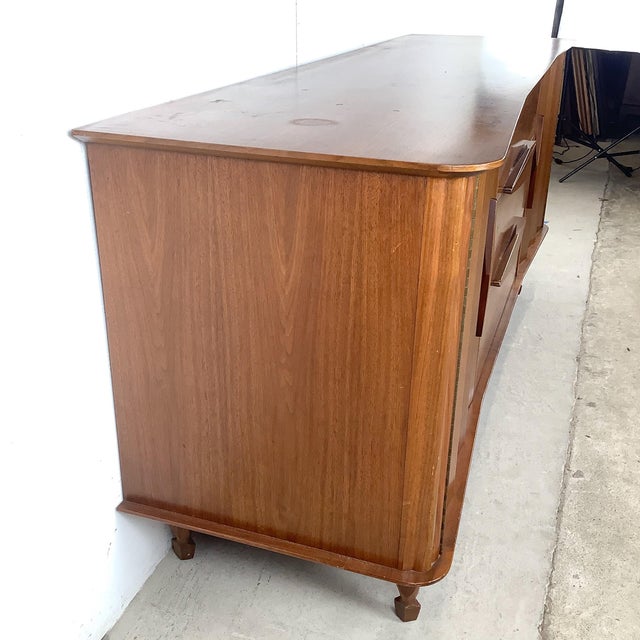Vintage Mid-Century Modern Walnut Dresser With Sculpted Wood Pulls and Mirror For Sale In Philadelphia - Image 6 of 12