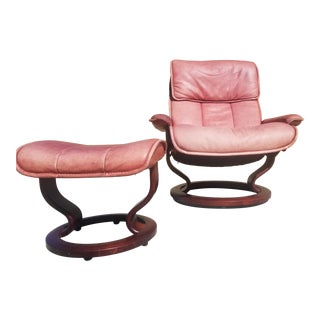 Vintage Ekornes Stressless Admiral Leather Lounger and Footstool Ottoman For Sale