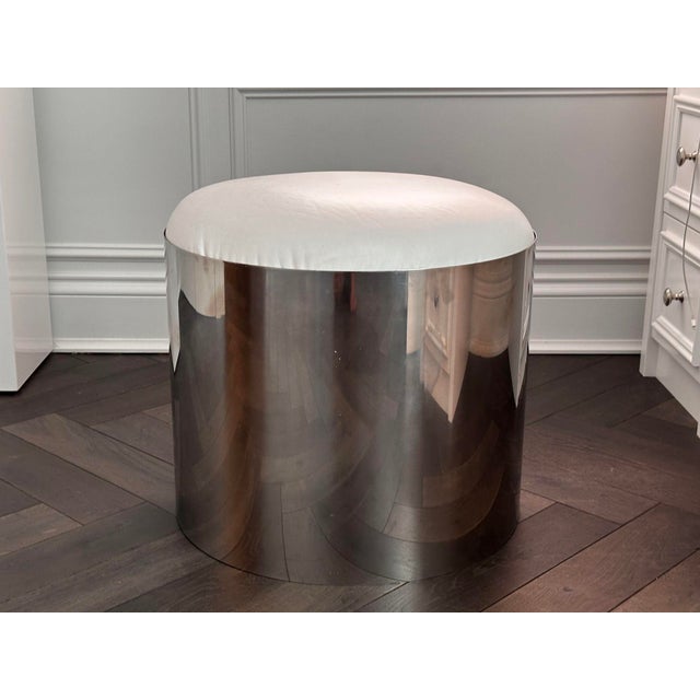 Mid-Century Modern Brueton Stainless Steel Stool With White Leather Cushion, 1970 For Sale - Image 3 of 5