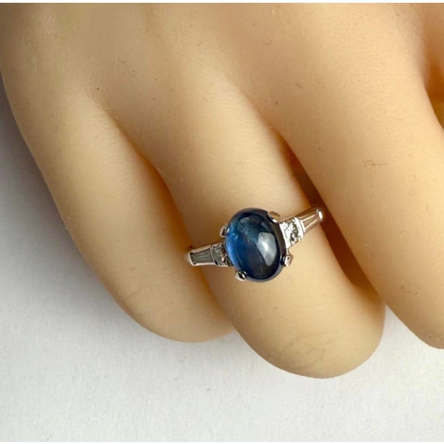 Blue Platinum 5-Stone Ceylon Cabochon Sapphire Diamond Ring Weighing 3.22 Carat, Size 7.25 For Sale - Image 8 of 8