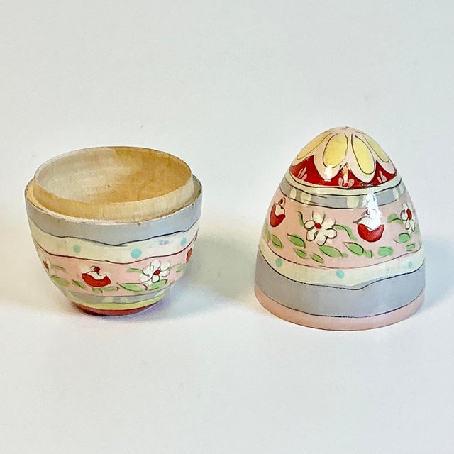 Lavender 1950s Vintage Russian Boho Chic Small Hand Carved Wooden Egg For Sale - Image 8 of 9