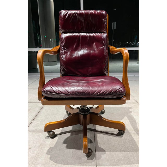 Traditional SwivelTilt Leather Executive Desk Chair Manner of Hancock